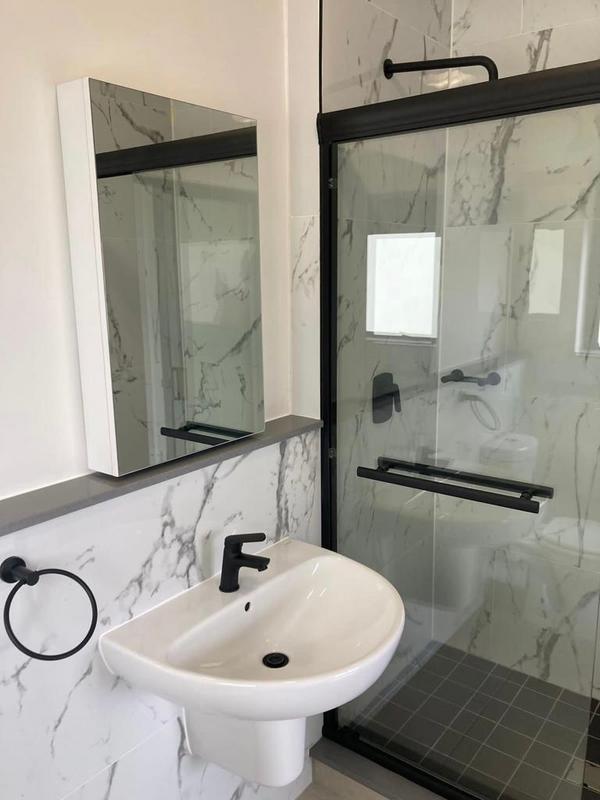 To Let 1 Bedroom Property for Rent in The Huntsman Western Cape